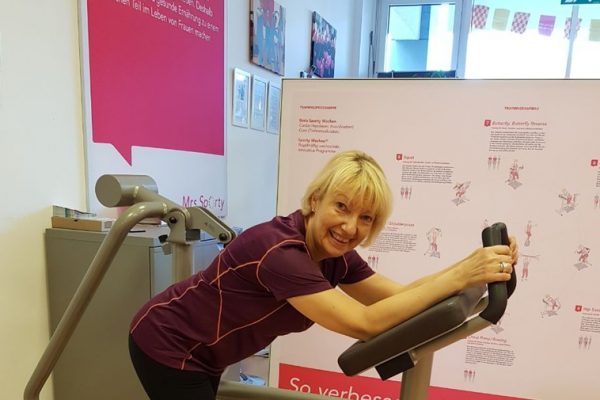 Sporties Kundin Shareena L.